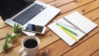 サラリーマンのままでも創業融資は受けられる?